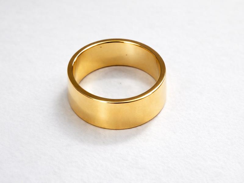 High quality gold plated stainless steel ring with smooth finish